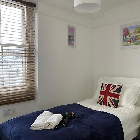Comfy Private Rooms In Camden Town, Central London Exterior foto