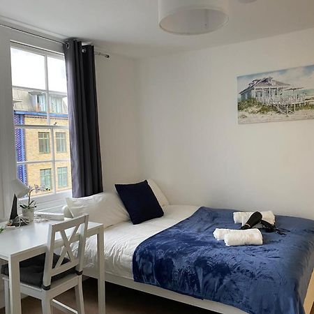 Comfy Private Rooms In Camden Town, Central London Exterior foto